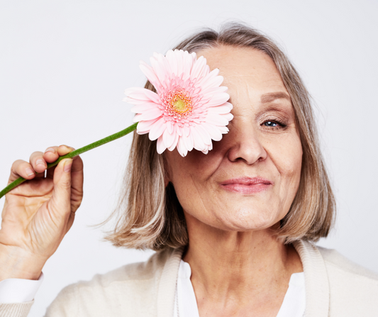 Menopausia: Síntomas, Tratamientos y Consejos para Afrontarla con Éxito